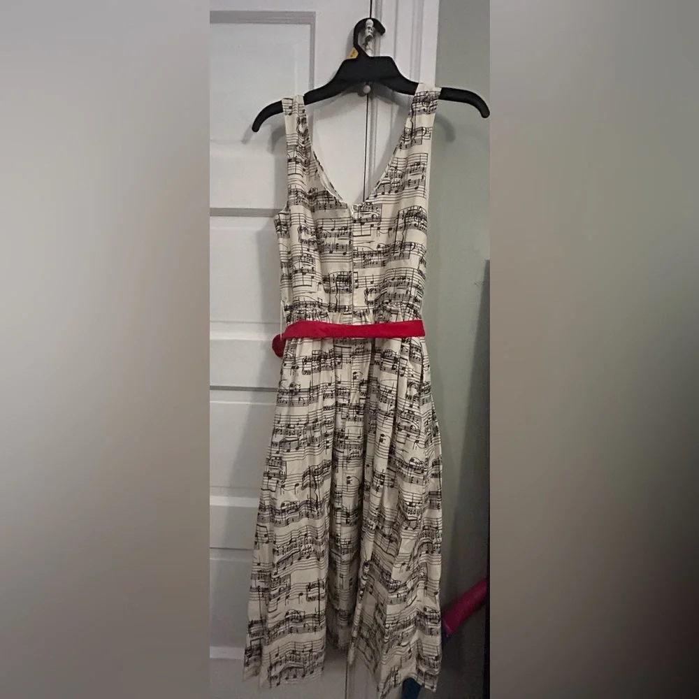 ModCloth Music Notes Dress Size 8 - Picture 4 of 5